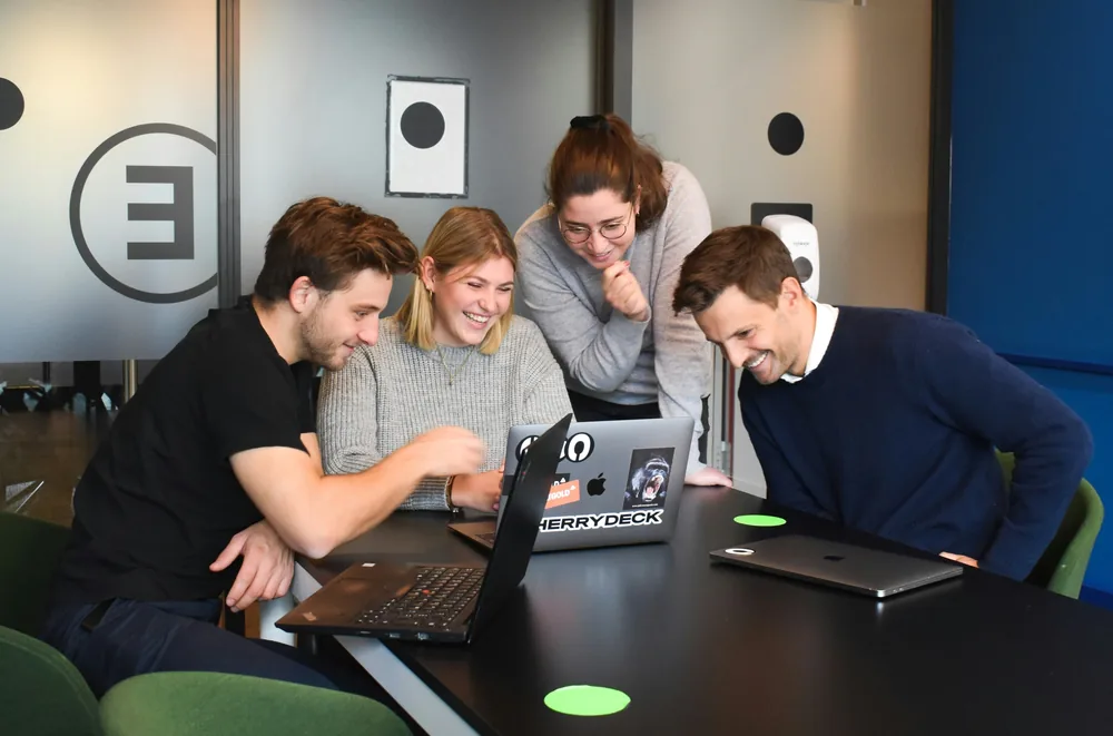Archonit team working together
